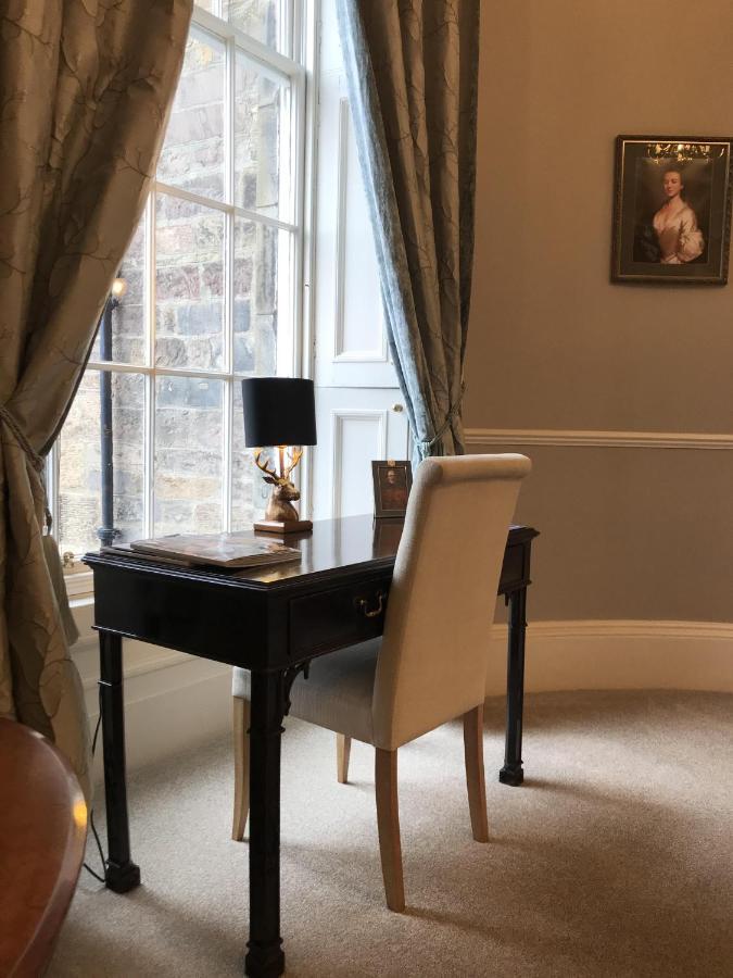 Escape To Edinburgh @ Albyn Place Extérieur photo
