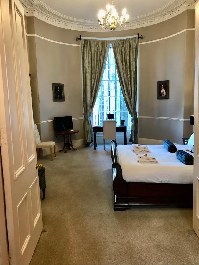 Escape To Edinburgh @ Albyn Place Extérieur photo