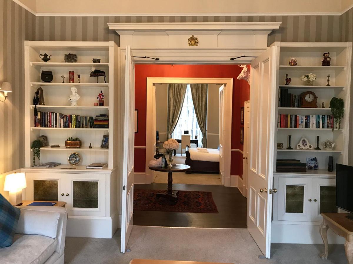 Escape To Edinburgh @ Albyn Place Extérieur photo