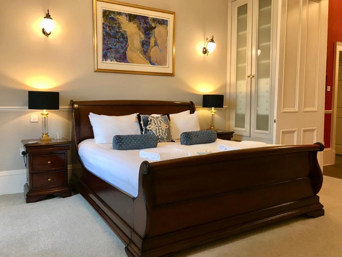 Escape To Edinburgh @ Albyn Place Extérieur photo