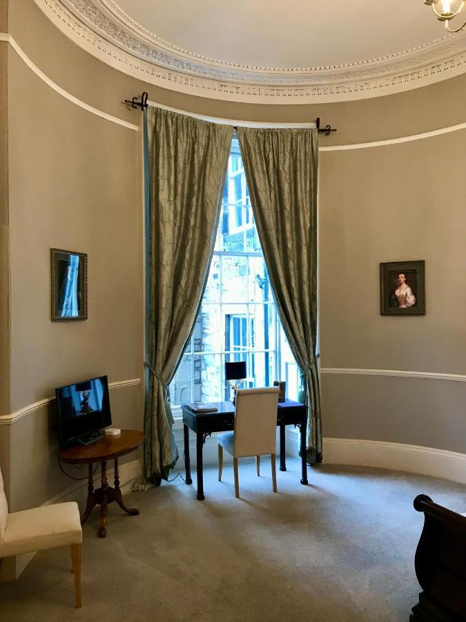 Escape To Edinburgh @ Albyn Place Extérieur photo