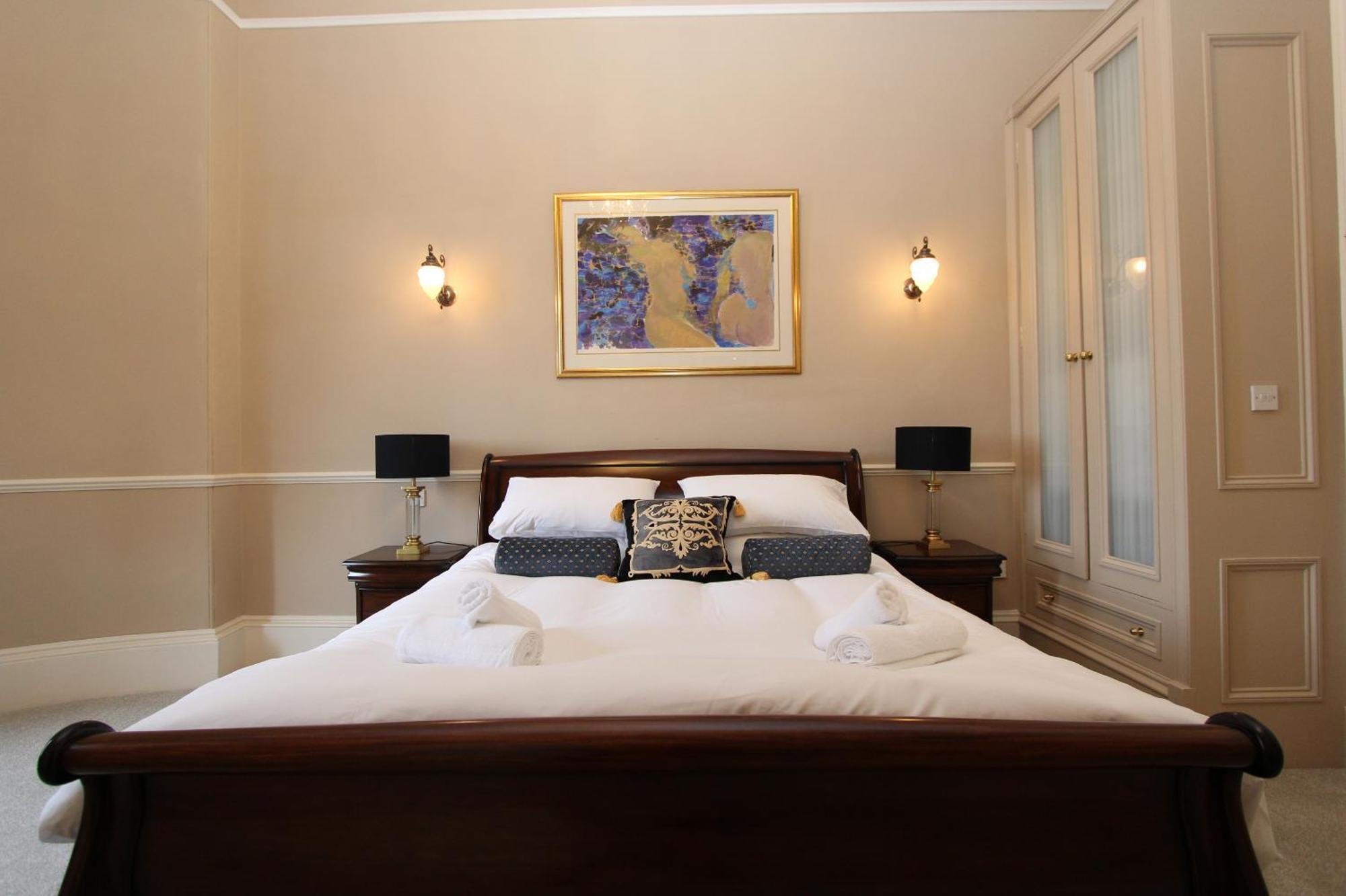 Escape To Edinburgh @ Albyn Place Extérieur photo