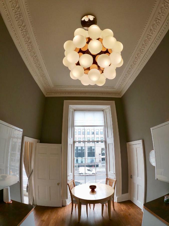 Escape To Edinburgh @ Albyn Place Extérieur photo