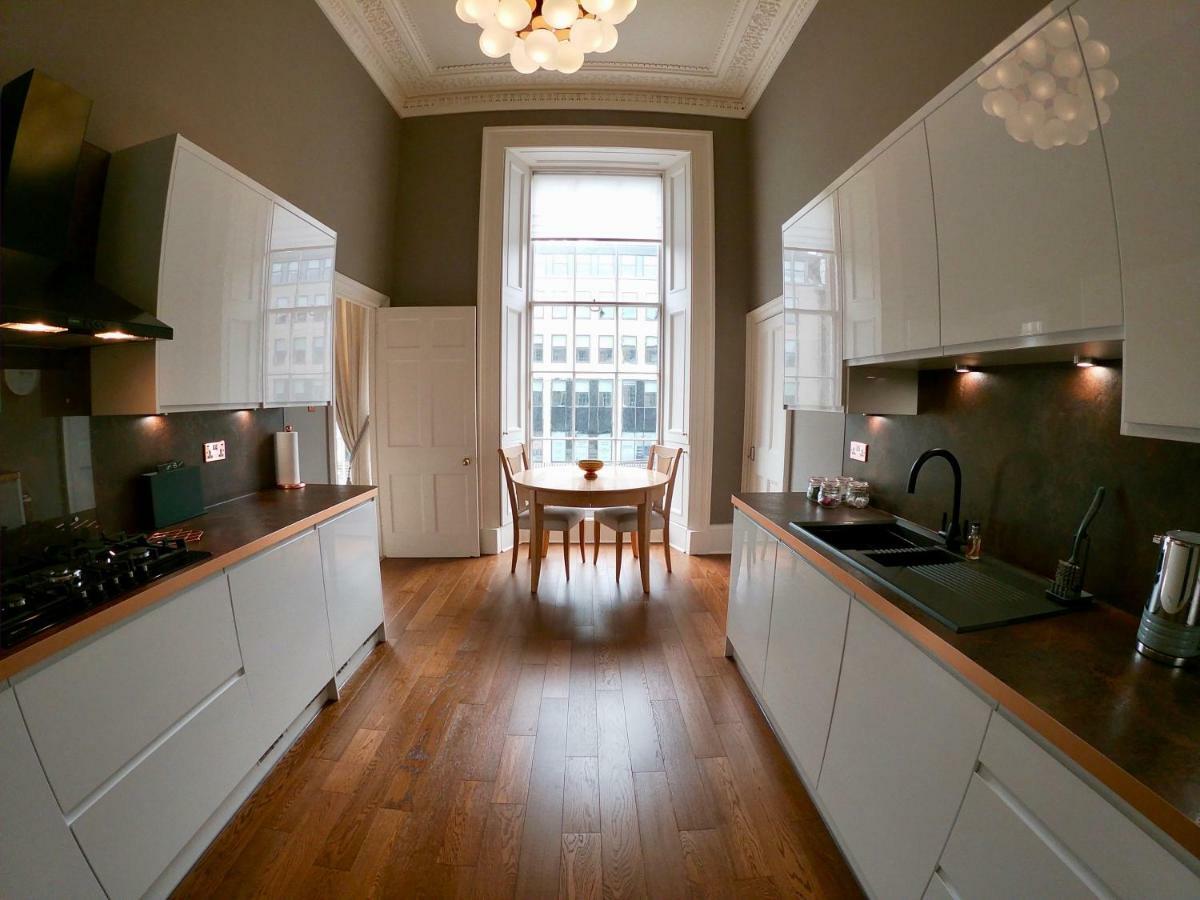 Escape To Edinburgh @ Albyn Place Extérieur photo